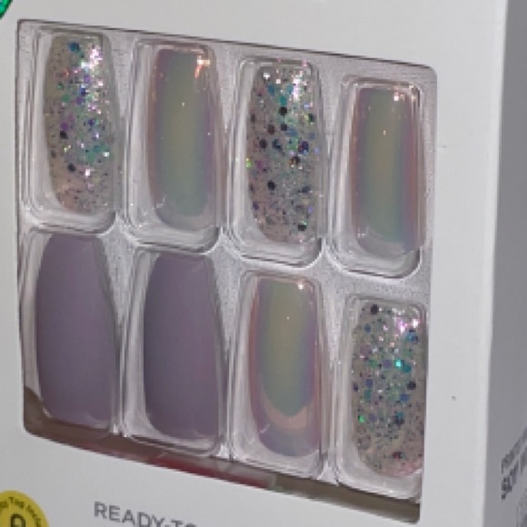Kiss Gel Fantasy Long Length Iridescent Glue-On Nails Rainbow Rings x 4 - Picture 2 of 3